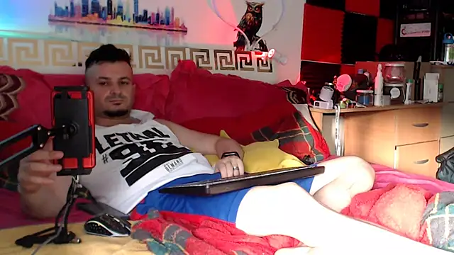 Hugec0ck007 webcam