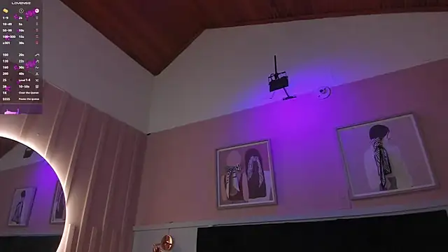 elodie_walker webcam