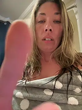 Mirakisss's live stream