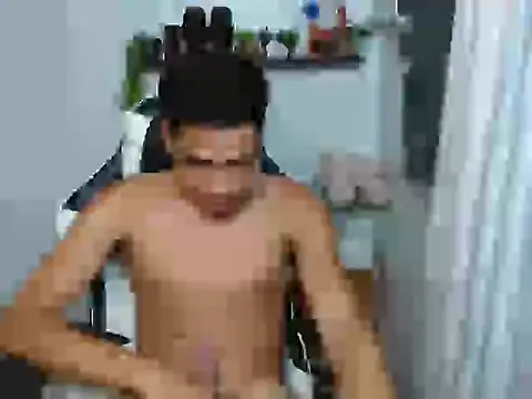 curlyasian_njxx