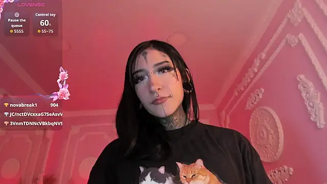 Kat_VonDe live webcam show