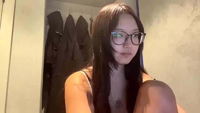 neonami live webcam show