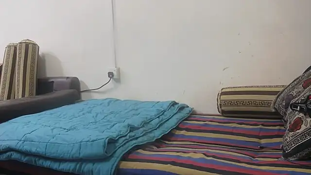 Shiva52502 live cam on StripChat