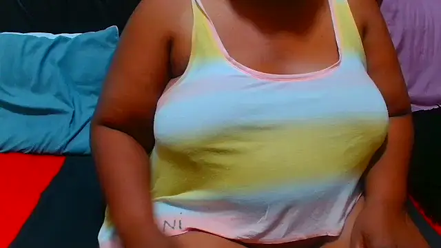 AfricanBigAssxx98 webcam