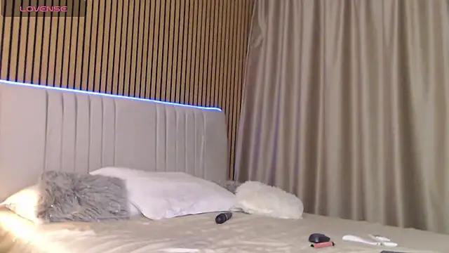 Halie_May webcam
