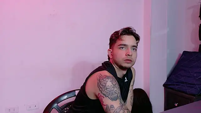 AliceandMax webcam