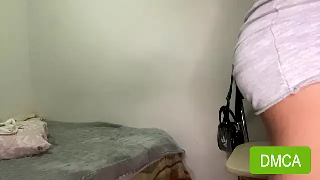JuliaPierce webcam