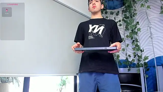 AxelStong