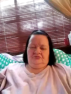 Bayou_Woman68 live cam on StripChat