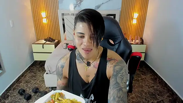 KAROLLJONES1 webcam