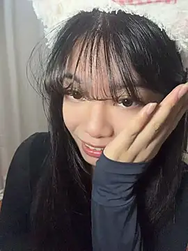 AZ37866 live cam on StripChat