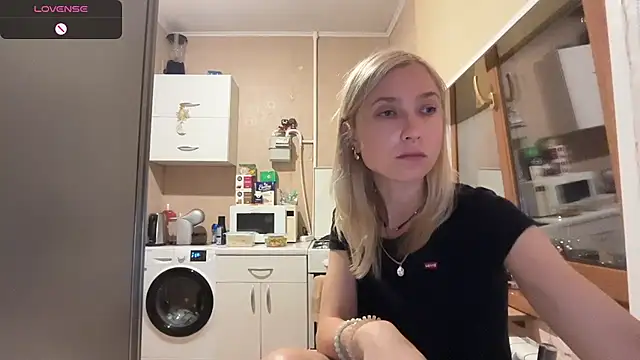 AngelJeni webcam