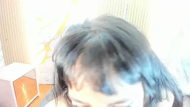 Lila_Sg webcam