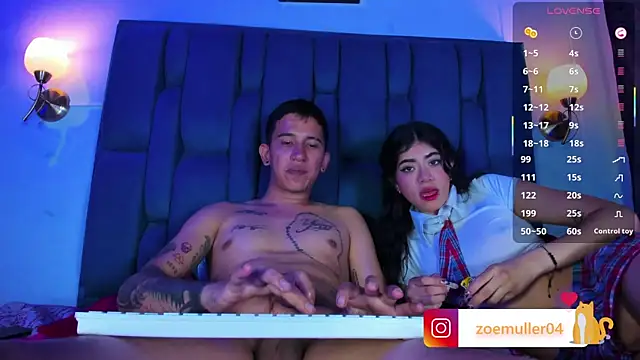 Zoe_Axel1 live webcam show