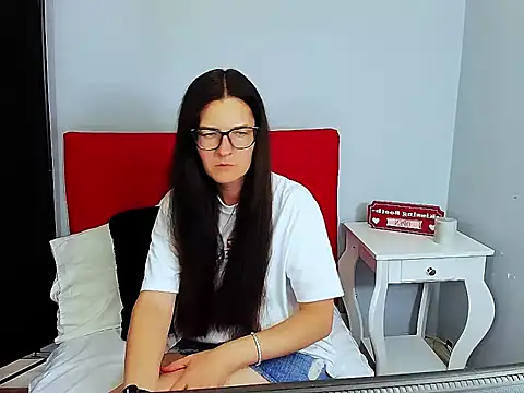 NadiaXlove webcam