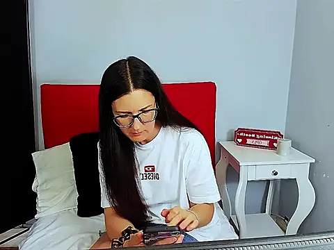 NadiaXlove webcam