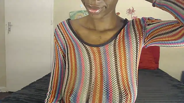Blacktittiex02