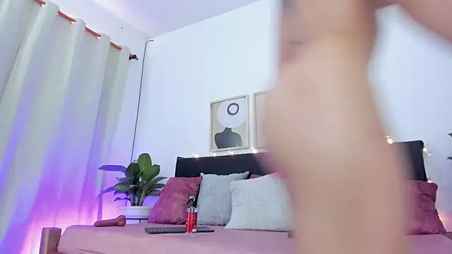 Pauline_Peach