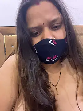 Catchybusty01 live webcam show