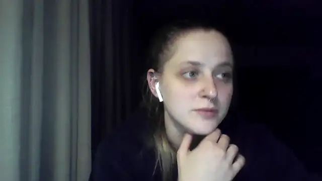 LeaWetGirl webcam