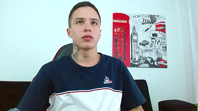 cumandres18 - Cumandres18's free webcam - UK Sex Cams