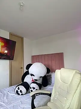 Janettcruz live webcam show