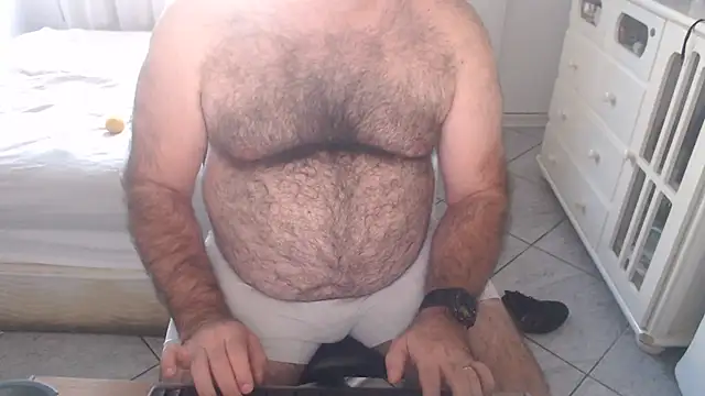 mysterbearmg (Ask my age) - CUM IN GOAL - Add Inst - Mysterbearmg