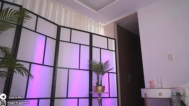 gigi_ulala1 (F young) - Ride fuckmachine