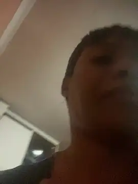 NAUGHTYSHALOTXX webcam