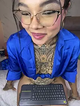 madyson_fox live cam on StripChat