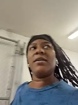 GirthGoddessCoco webcam