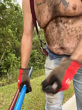 bootsandcountry (Ask my age) - Help feed the stray animals