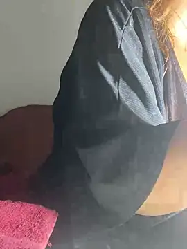 Chloe_Leaozinho live webcam show