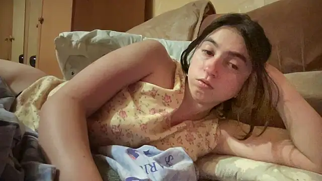 Aphr0ditee live webcam show