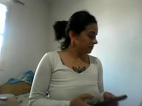 luluclark69 live webcam show