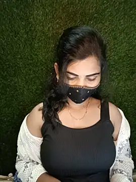 Nithyatamil live webcam show