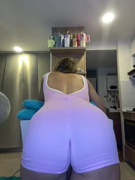 tabata_monroee live webcam show