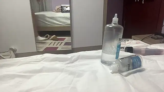 slimsarap live webcam show