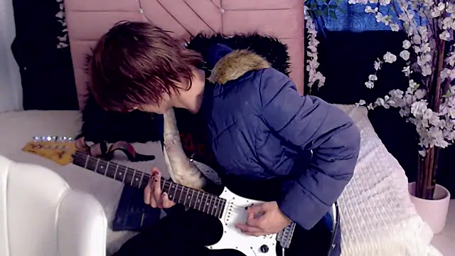 oli_dusk (M twink) - :3