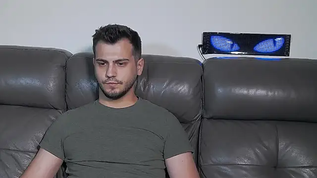 CrazyDom1 webcam