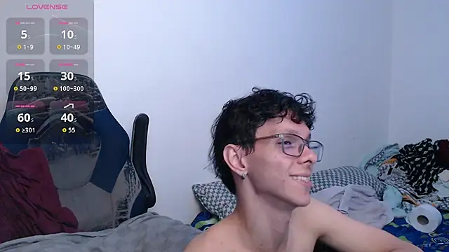 bryamado69 - Bryamado69's free webcam - UK Sex Cams