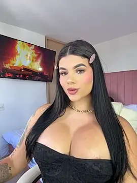 Janettcruz live webcam show