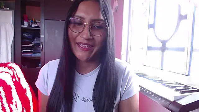 leah-666 webcam