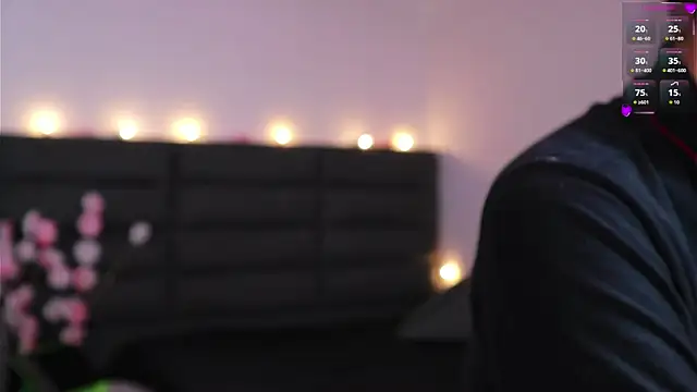 kathieandpovcock1 live cam on StripChat