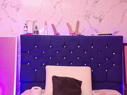 dakotaa_johnson - Dakotaa_Johnson's free webcam - UK Sex Cams