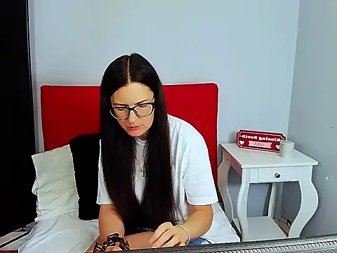 NadiaXlove webcam