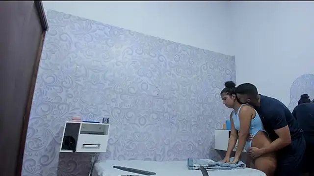 HarperAndMason live cam on StripChat