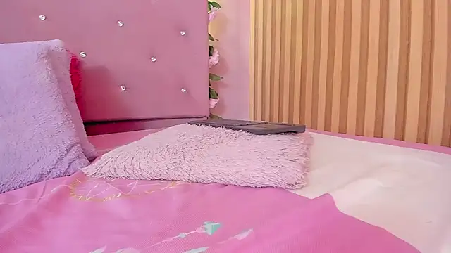 lovely__kiss__ live webcam show