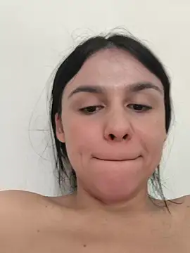 Daniela-rosee live cam on StripChat