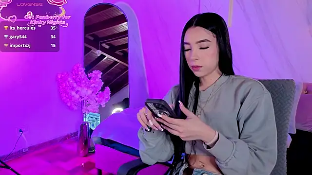 Tifanny_M live cam on StripChat